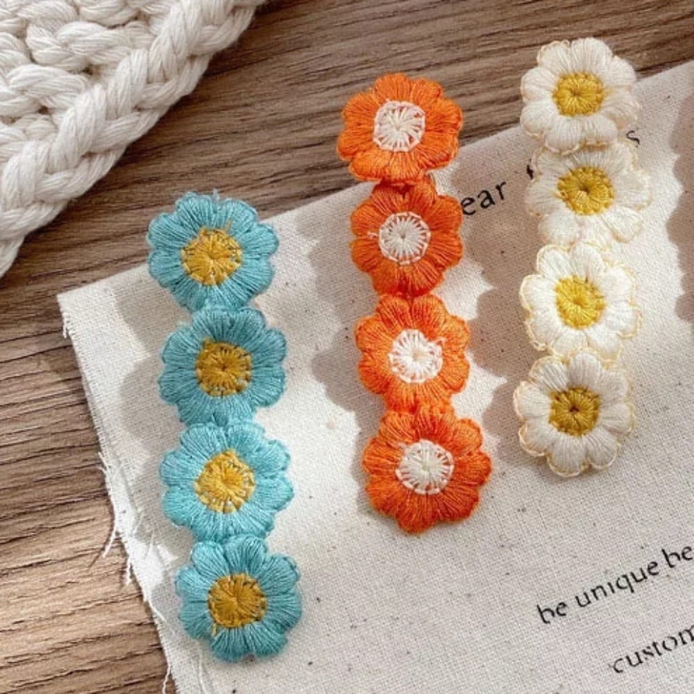Cute flower hair clips set